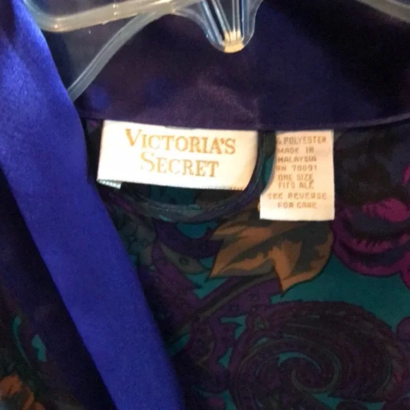 Victoria’s Secret - Picture 4 of 11